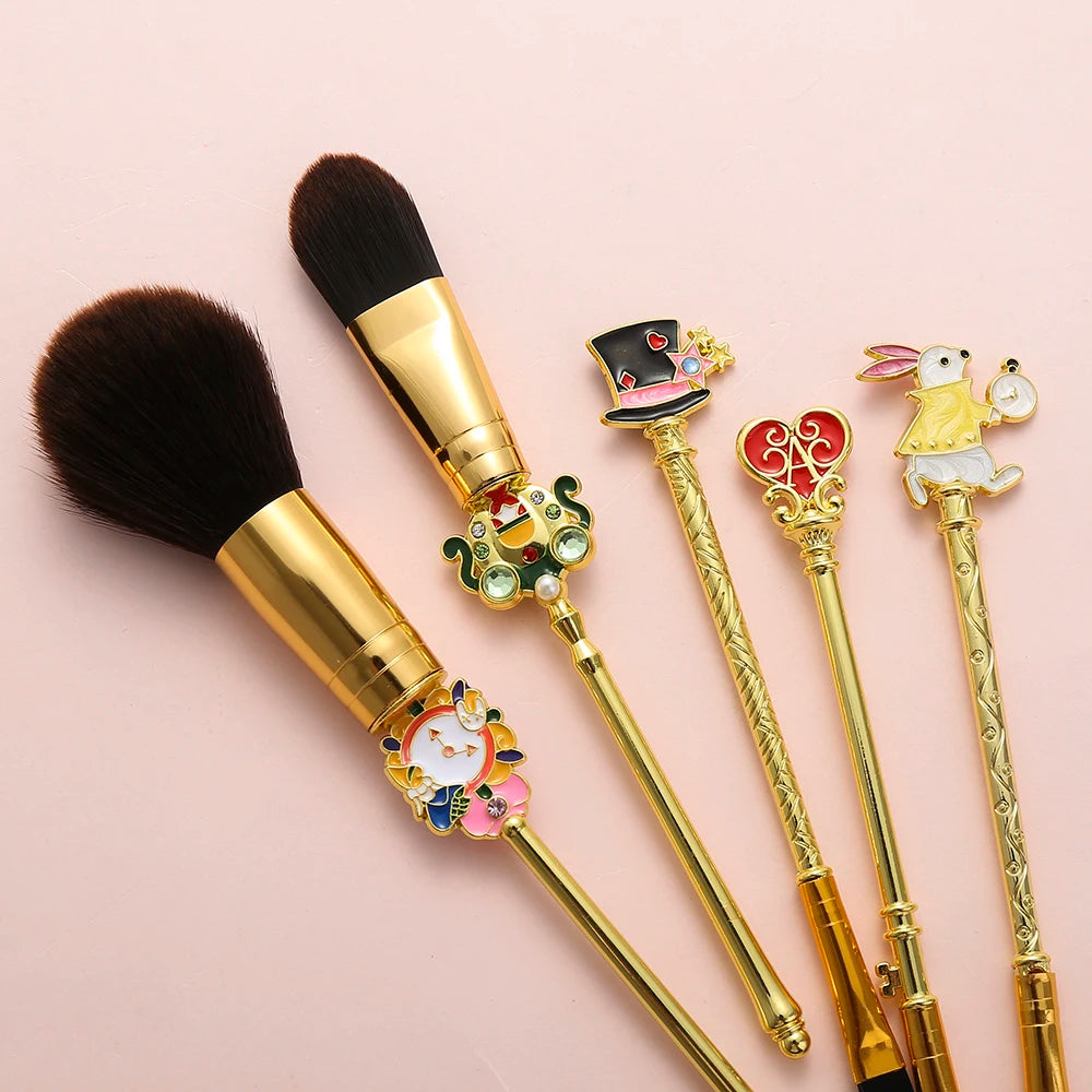 Fantasy, Alice's Wonderland makeup brush set, Mr. Rabbit pumpkin carriage creative makeup brush, suitable for girls' holiday gif