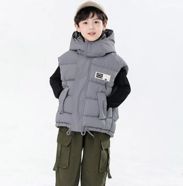 2025 Kids Puffy Windproof Quilted Sleeveless Jacket Korean Style Oversized Cargo Vest for Toddler Boys Thermal Insulated Outdoor