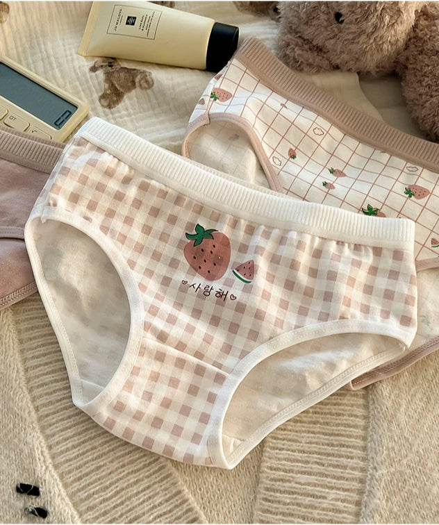 5PCS Kids Girls Cotton Soft Antibacterial Briefs Baby Cute Strawberry Print Panties 2+y Young Children Thin Breathable Underwear