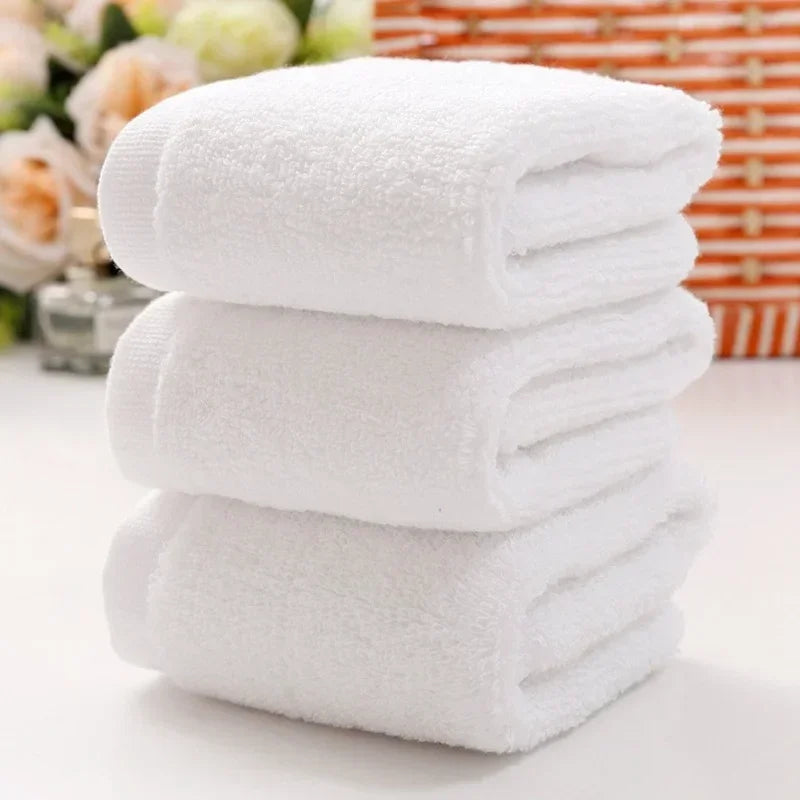 Good Quality White Cheap Face Towel Small Hand Towels Kitchen Towel Hotel Restaurant Kindergarten Towel