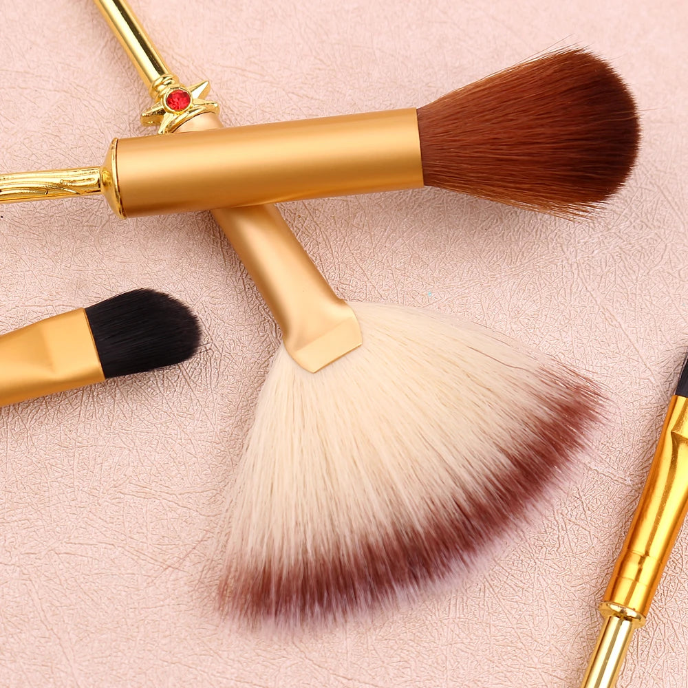 Fantasy, Alice's Wonderland makeup brush set, Mr. Rabbit pumpkin carriage creative makeup brush, suitable for girls' holiday gif
