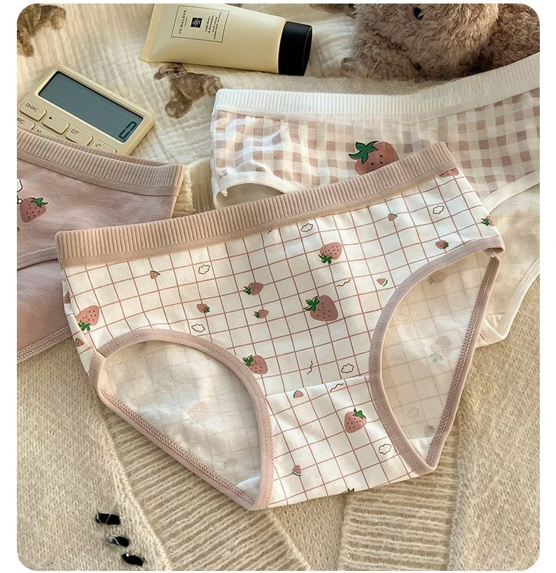 5PCS Kids Girls Cotton Soft Antibacterial Briefs Baby Cute Strawberry Print Panties 2+y Young Children Thin Breathable Underwear