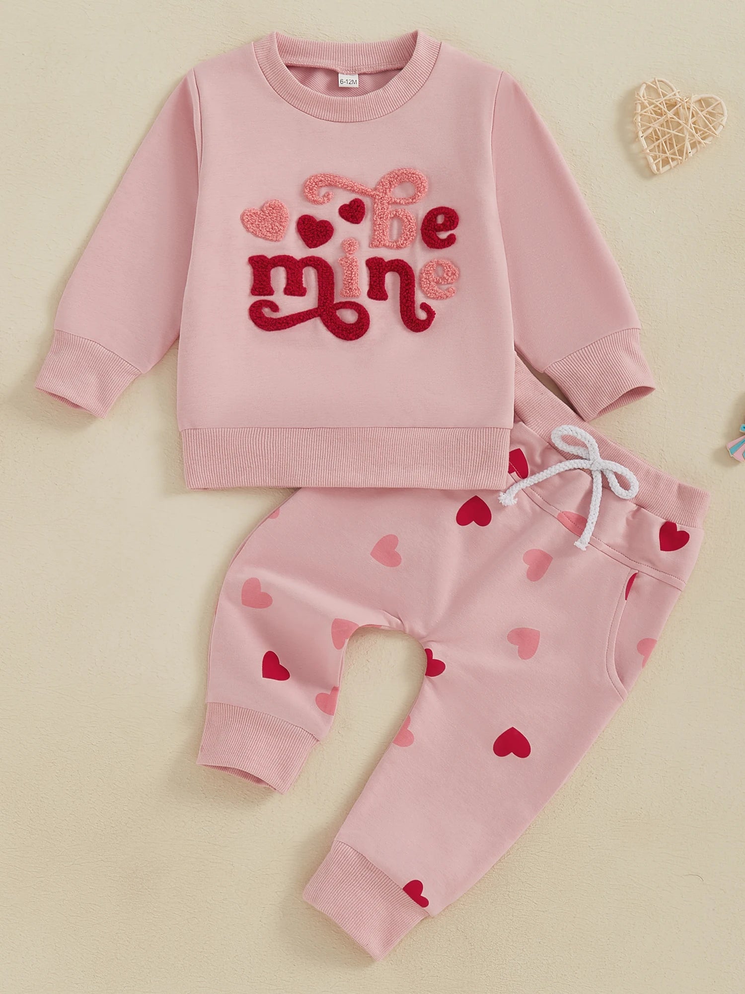 Toddler Girls 2-piece Set Adorable Long Sleeve Hoodie with Embroidered Letters and Heart Print Sweatpants Valentine s Day