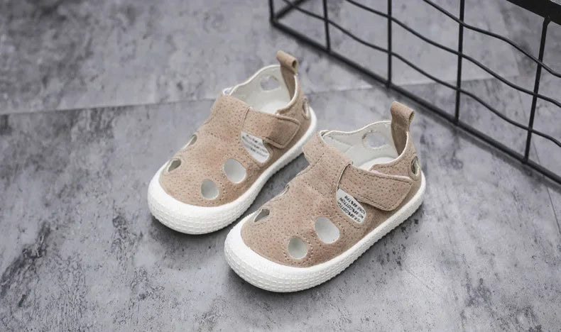 Kids Sandals Summer Girls Boys Cut Out Sneakers Breathable Children Sports Shoes Closed Toe Baby Toddlers Beach Sandalias Flats